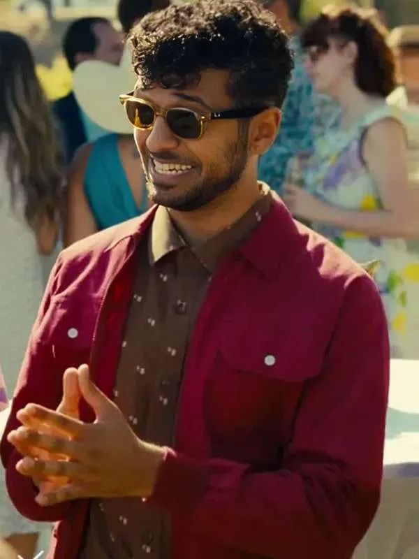 Too Much Megan Stalter Blauer Wollmantel