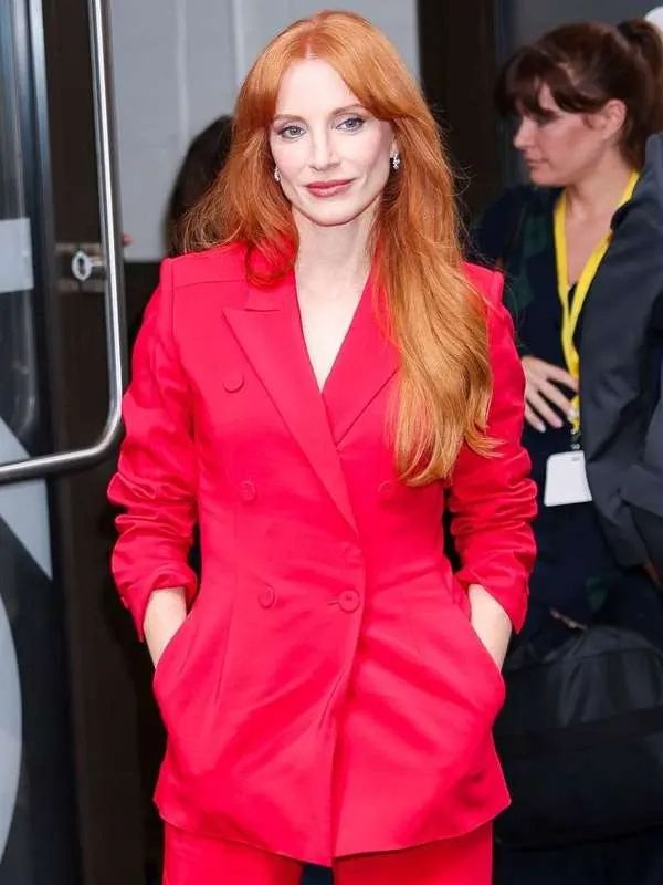 Jessica Chastain Live With Kelly And Mark Red Blazer