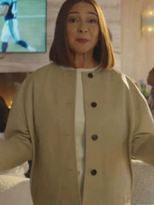 Loot S03 Maya Rudolph Beige Leather Jacket